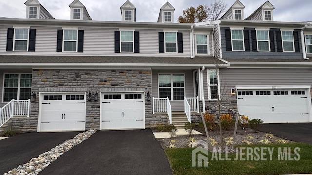 Foto principal - 614 Fremont Dr