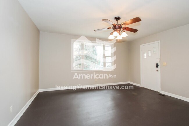 Foto del edificio - 1545 Glendale Rd