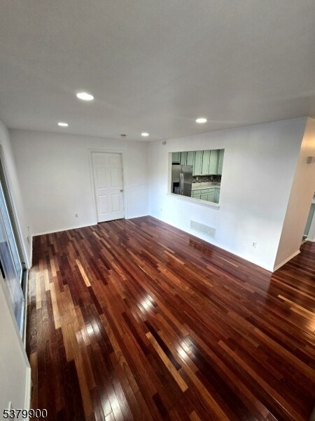 Foto del edificio - 4605 Birchwood Ct