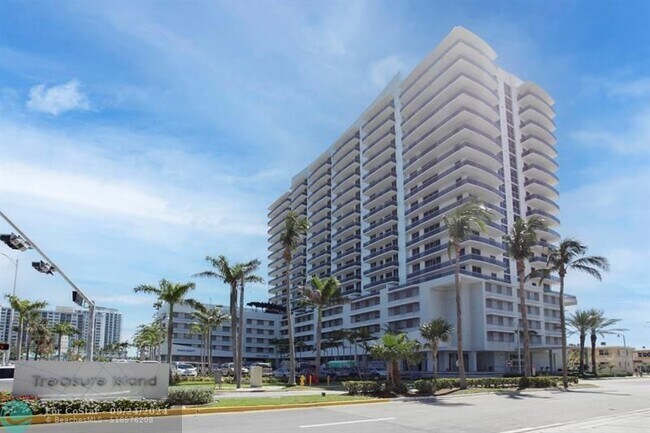 Foto del edificio - 7901 Hispanola Ave