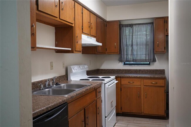 Foto del edificio - 3418 NW 21st Dr