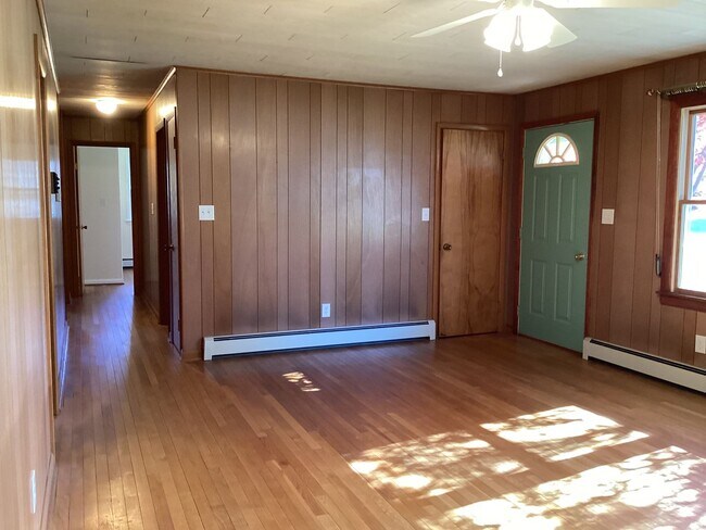 Foto del edificio - Roomy Rancher in Blue Ridge Summit