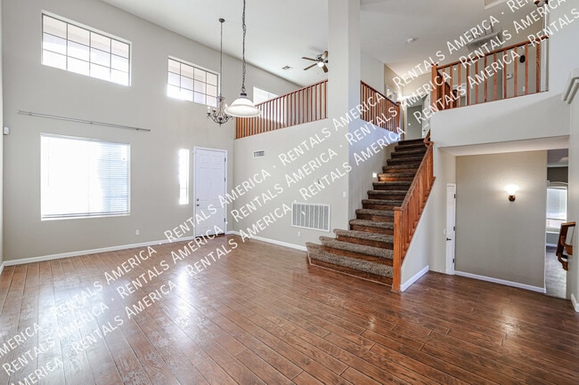 Building Photo - 14958 W Cameron Dr