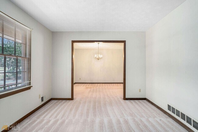 Building Photo - 3276 Hidden Forest Dr