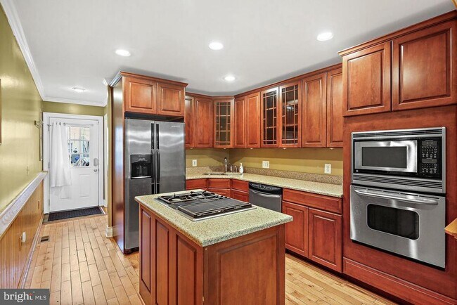 Foto del edificio - 1723 Clarkson St