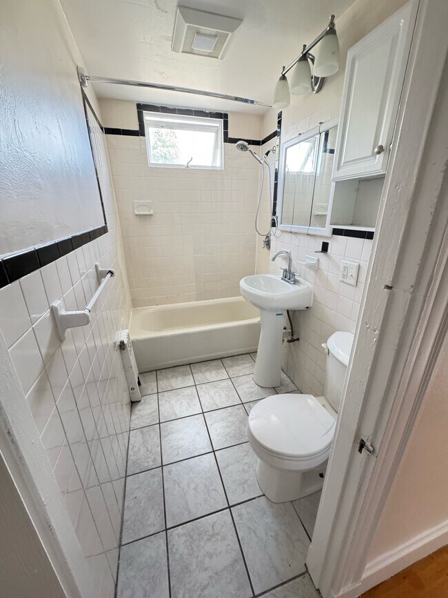 Foto del edificio - 11 Atkins St