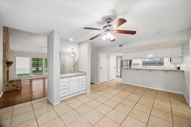 Building Photo - 2 Goldthread Ct