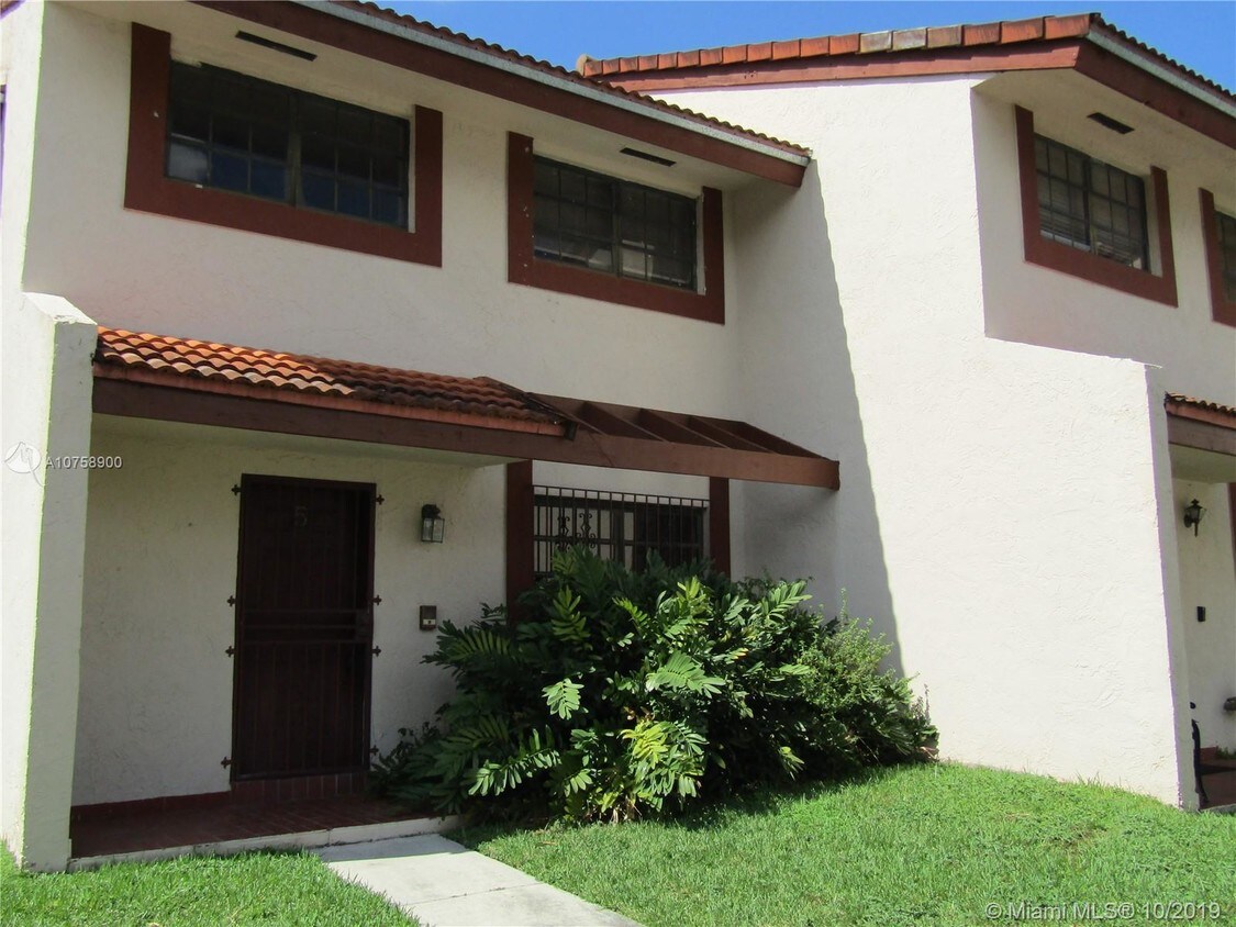 Primary Photo - 5700 SW 133rd Pl