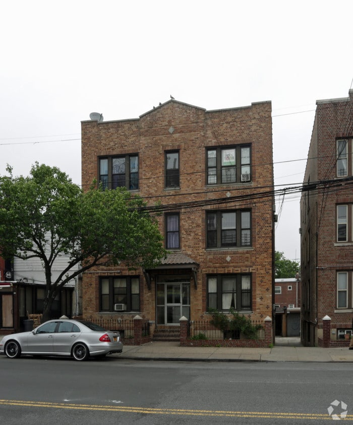 1868 White Plains Rd, Bronx, NY 10462 Apartments in Bronx, NY