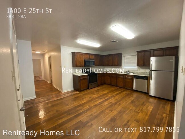 Foto del edificio - 3 br, 2 bath House - 1400 E 25th St