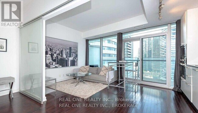 Photo du bâtiment - 12 York St