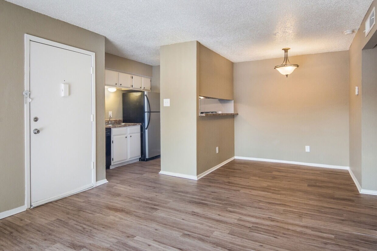 Primary Photo - 7924 Emerald Crest Dr