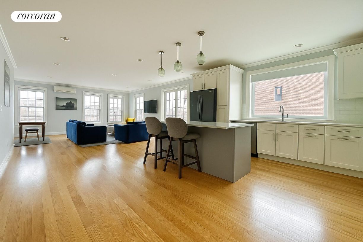 Foto principal - 435 Linden Blvd