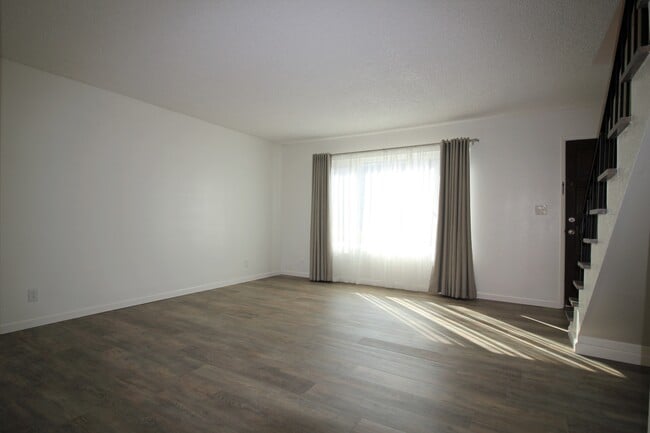 Building Photo - 1326 Galleon Way