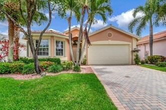 Building Photo - 7566 Pebble Shores Terrace