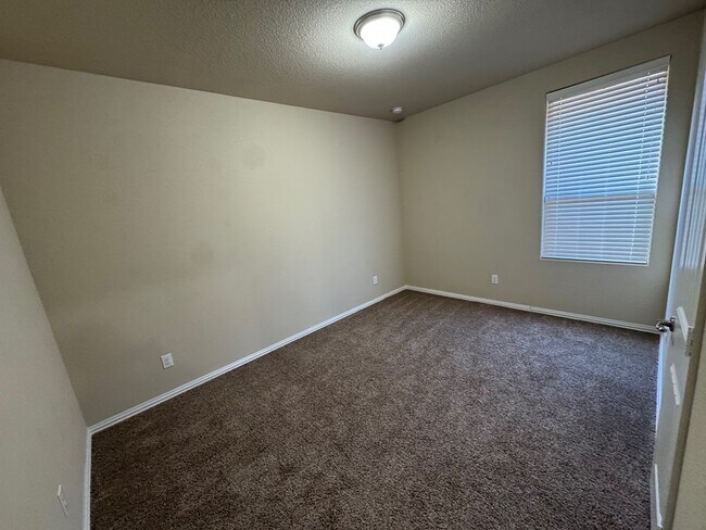 Building Photo - 6705 Colony Rd