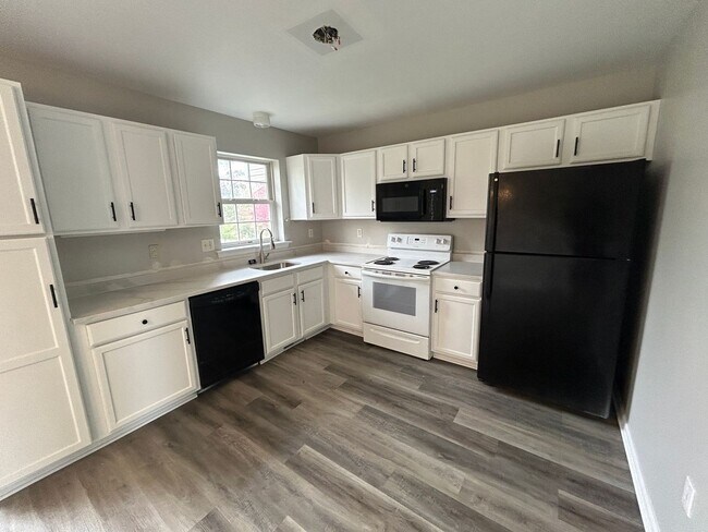 Foto del edificio - Updated Townhome
