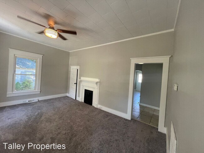 Building Photo - 3 br, 2 bath House - 10 Walnut Street