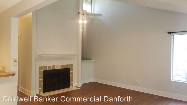 Foto del edificio - 2 br, 1.5 bath House - 14621 NE 35th St, #1