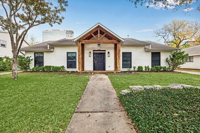 Building Photo - 2127 Blue Willow Dr