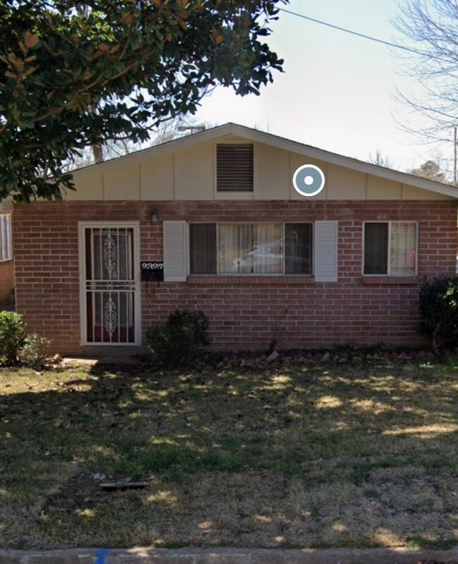 Foto del edificio - 2327 Morton Ave