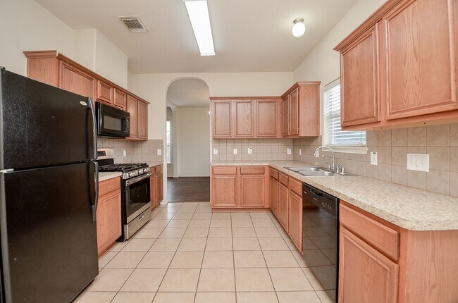 Foto del edificio - 20903 Hamlet Ridge Ln