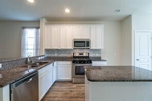 Foto del edificio - 2722 Skyview Long Dr