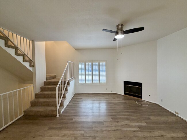 Building Photo - 283 S Hudson Ave