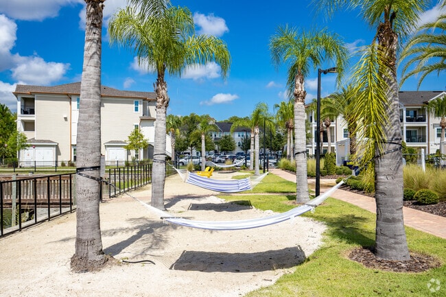 Hammocks - Oasis at Shingle Creek