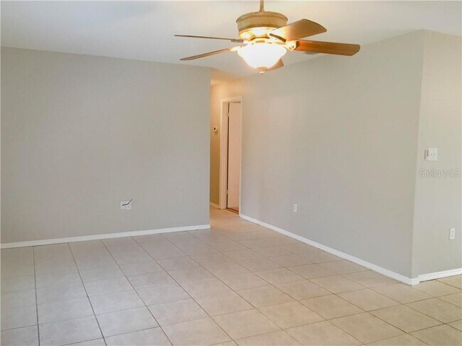 Foto del edificio - 2230 Oak Terrace