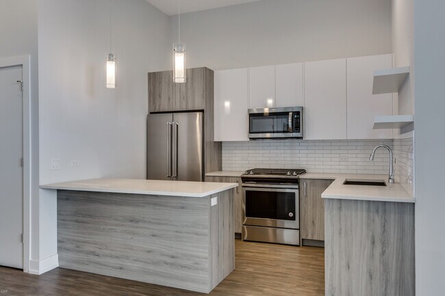 Foto del edificio - 1023 N Ashland Ave