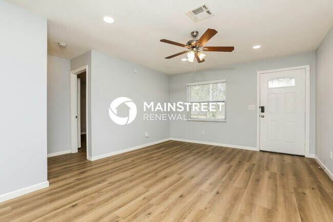 Foto del edificio - 3 Bedroom Pet-Friendly Home in LONGWOOD, FL with Main Street Renewal