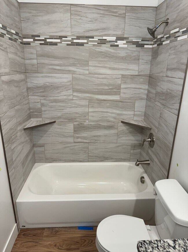 Building Photo - Brand New & Modern 2-Story Town Home for R...