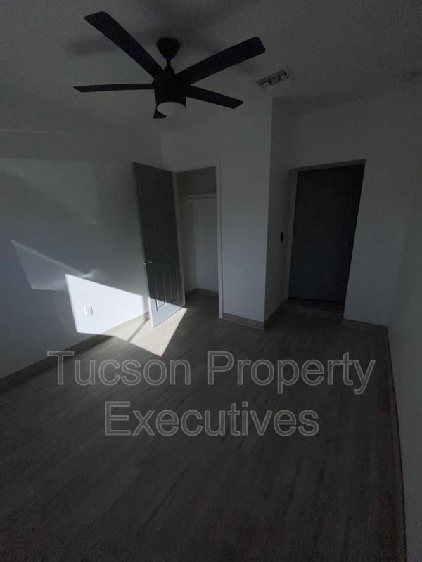 Foto del edificio - 1421 E Drachman St