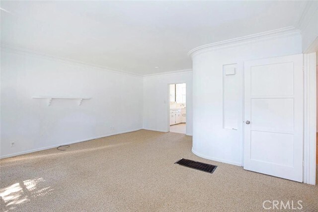 Building Photo - 506 N Parish Pl