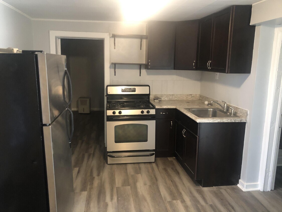 Foto principal - 2342 W 18th Pl