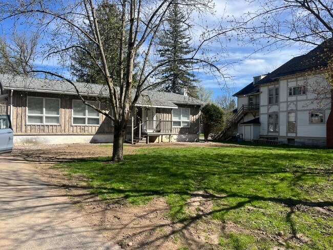 Foto del edificio - 4938 Jefferson St