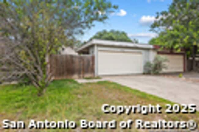 Building Photo - 11756 Spring Club Dr