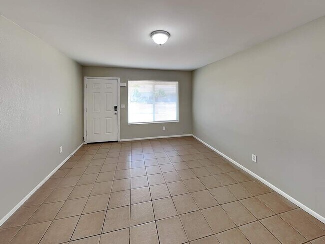 Foto del edificio - 10902 W Montecito Ave