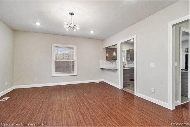 Foto del edificio - 724 Calvert Ave