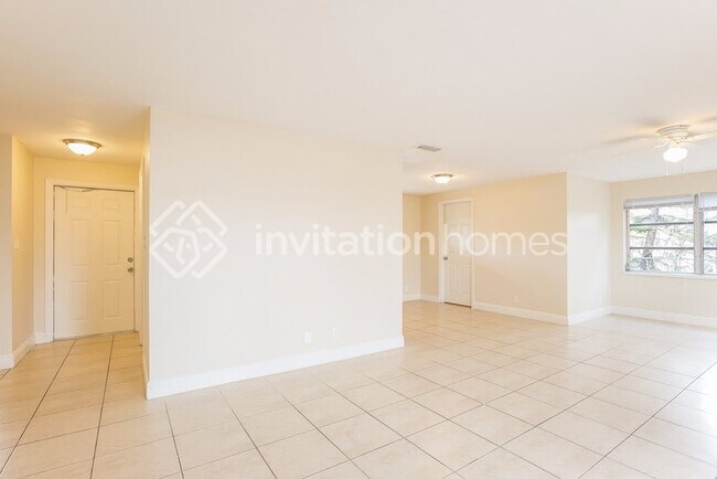 Foto del edificio - 5077 Marion Pl