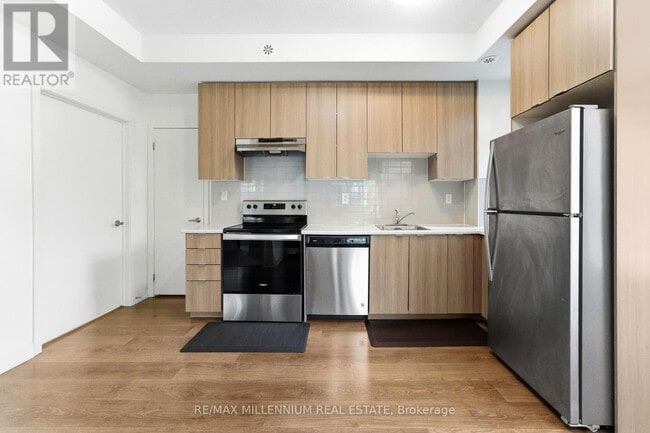 Building Photo - 60 Orchid Pl Dr