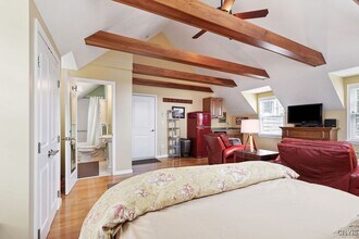 Building Photo - 39 Jordan St