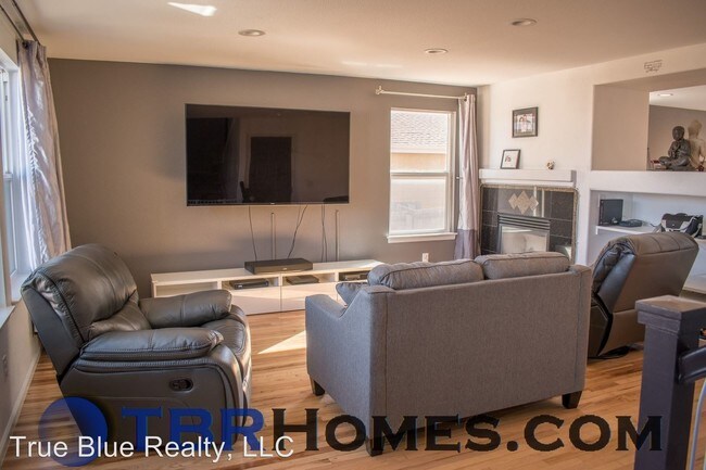 Building Photo - 4939 Spinning Wheel Dr