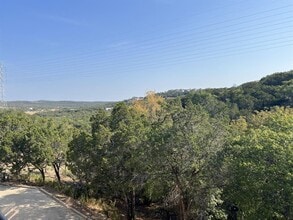 Building Photo - 19600 Bee Creek Tavern Rd