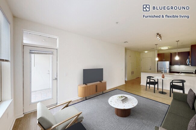 Foto del edificio - 333 Great River Rd