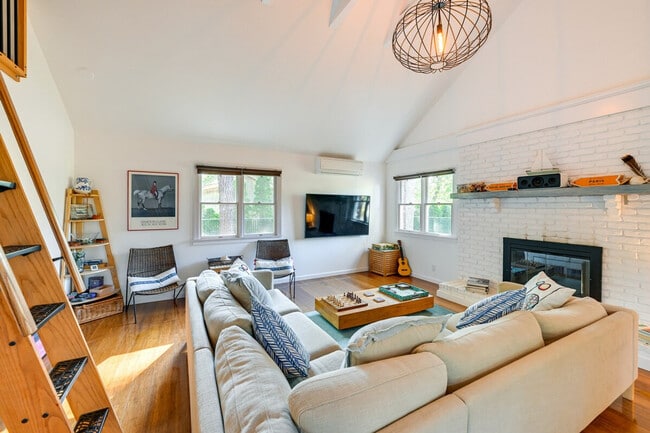 Foto del edificio - 67 Reeves Bay Trail