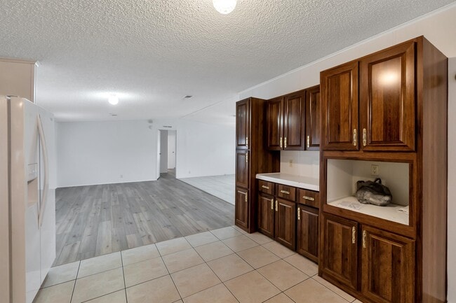 Building Photo - 11466 Rhodine Rd