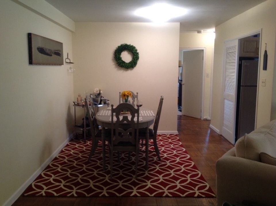 Foto principal - 4100 W St NW
