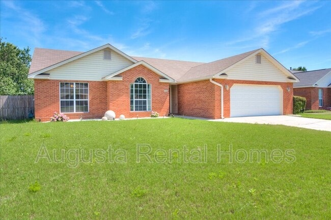 Building Photo - 141 Summerfield Cir